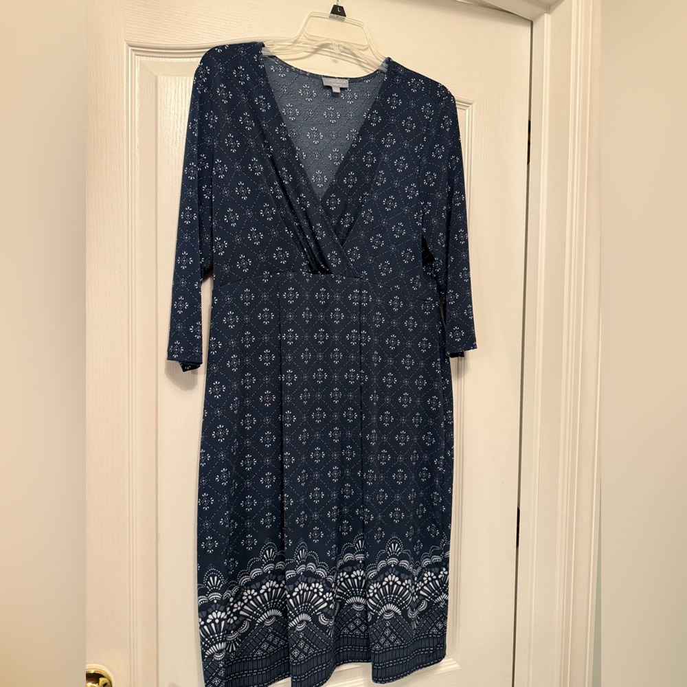 Octavia maternity size large dress
